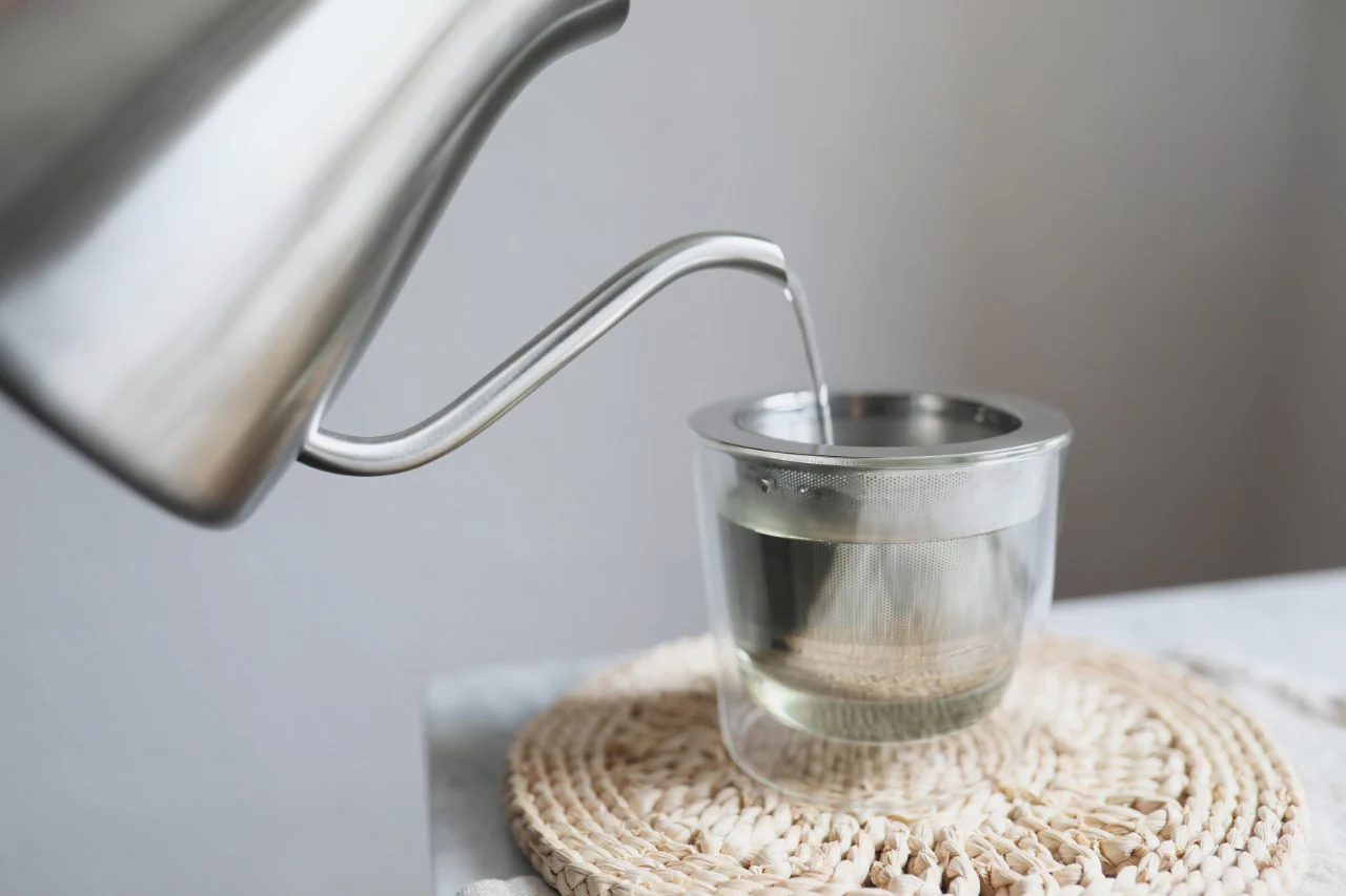 LEAVES TO TEA Cup with Strainer 260ml - Image 8